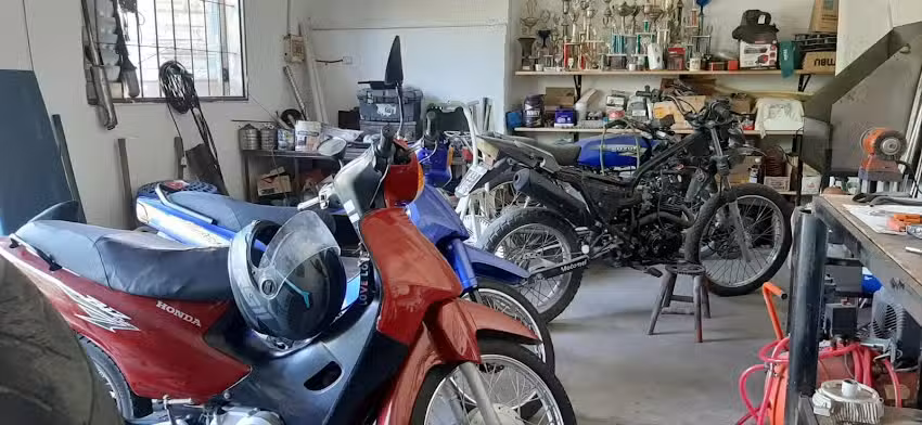 Taller De Motos DANIEL SALINAS