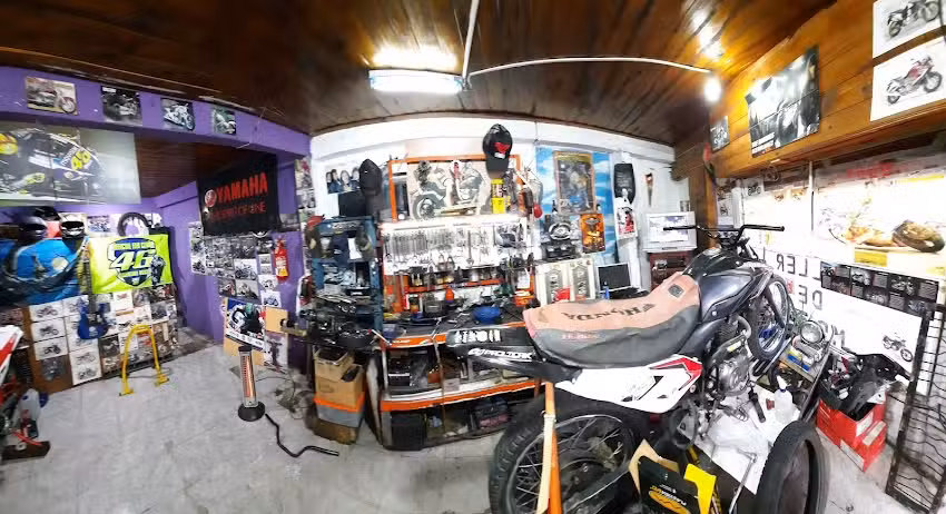 Taller de motos mec&aacute;nica