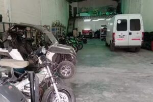 Taller de motos sal&oacute;n motos