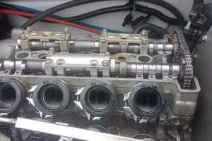 Taller de motos y casa de repuestos