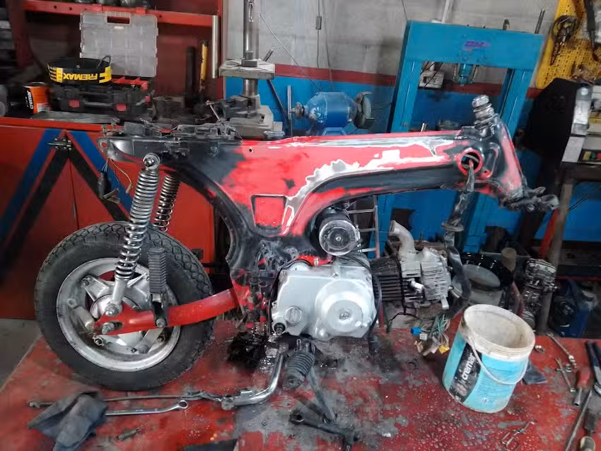 Taller de motos y venta de repuestos BMcompeticion