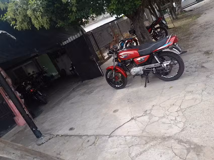 Taller y preparaci&oacute;n de motos EL parce