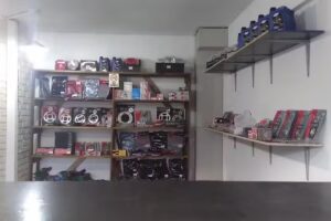 Taller Y Respuestos Av. 2 De Abril