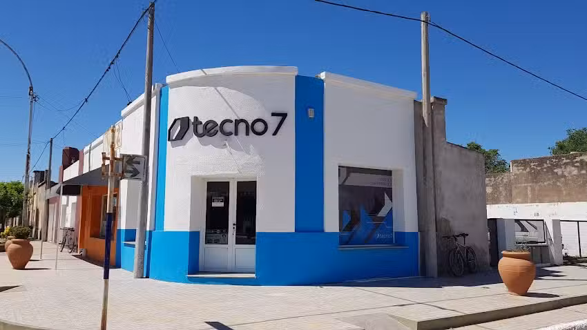 Tecno 7