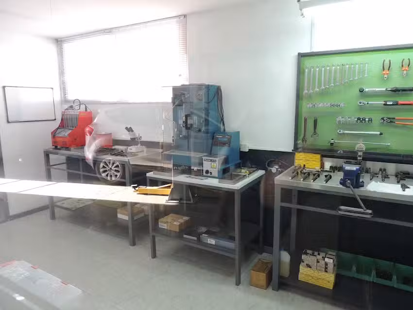 Tecnom&oacute;vil &ndash; Sistemas de Inyecci&oacute;n Electr&oacute;nica