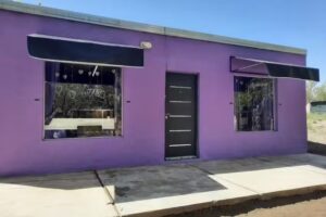 Tienda de ropa y calzado &ldquo;Caprichos S&M&rdquo;