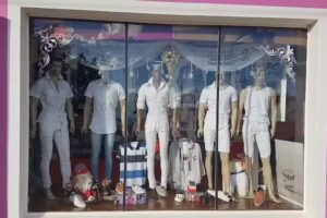 Tienda DISTINTO Indumentaria u calzado