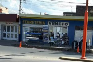 Veneto Ferreteria y Repuestos de motos